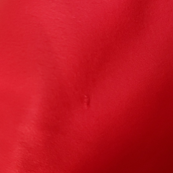 HOUSE OF CB Loretta off-shoulder satin midi dress L+ - Picture 17 of 17